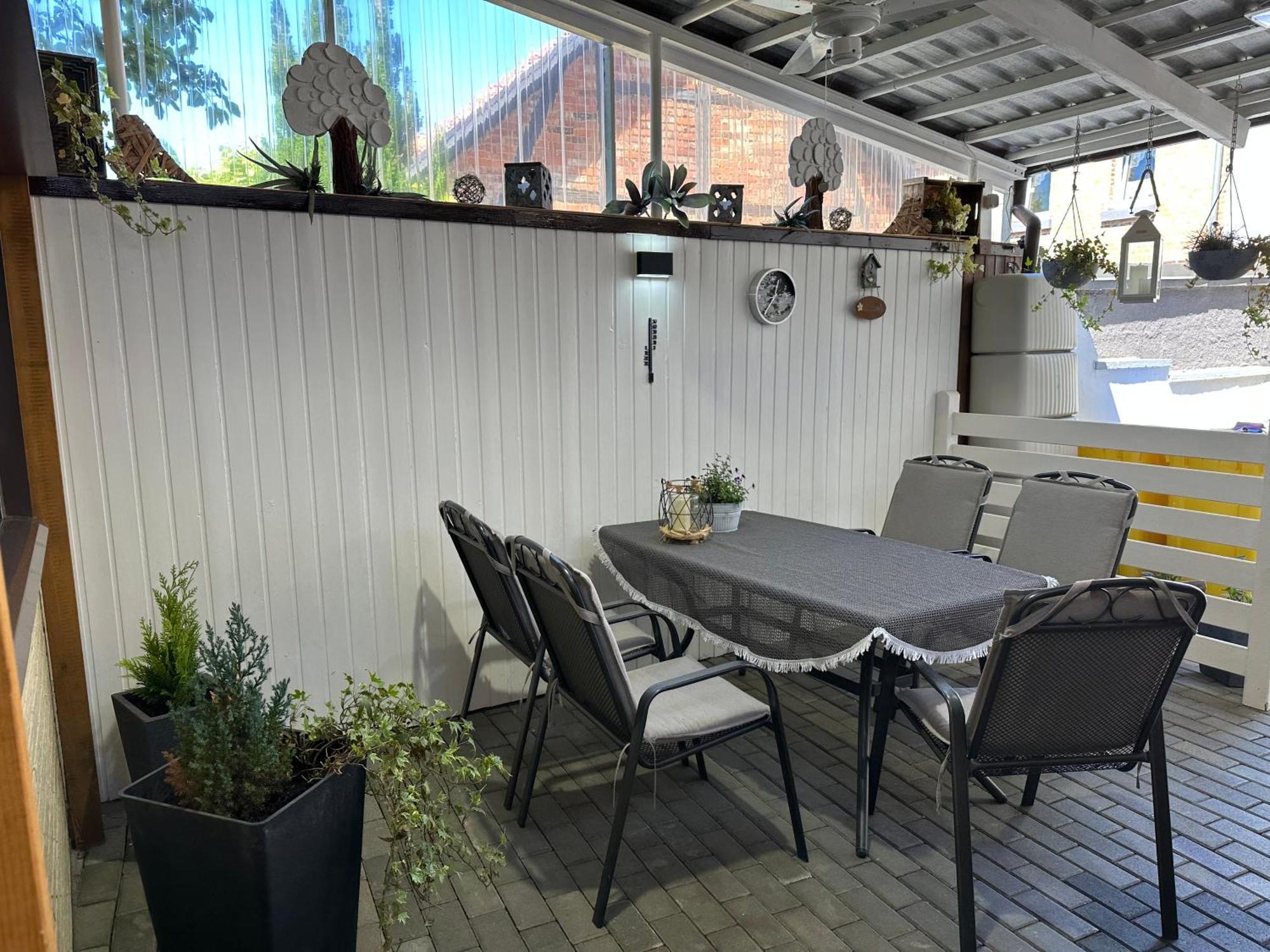 Christels Ferienwohnung 2 In Thale Mit Ueberdachter Terrasse, Kueche Mit Tv & Geschirrspueler Exterior foto